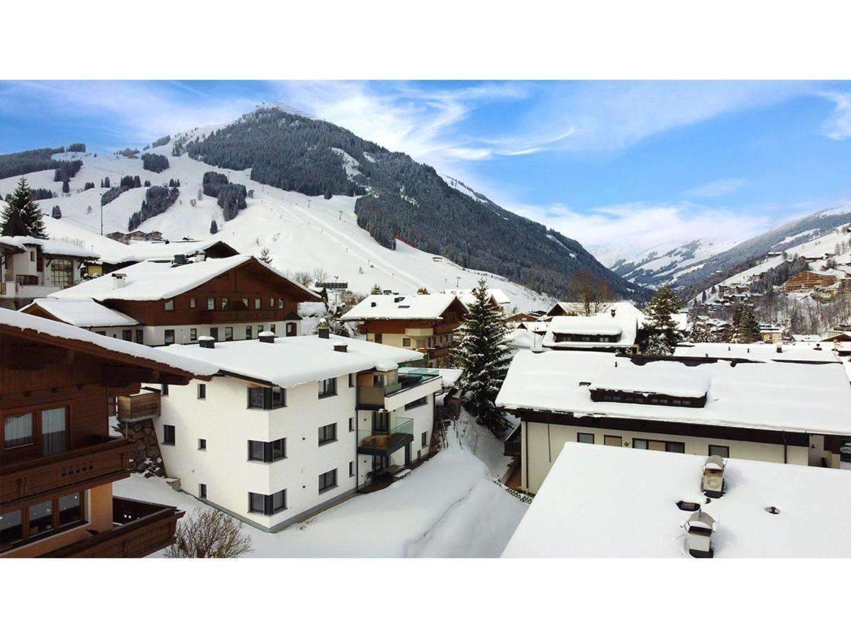Ferienwohnungen Falkenstein Hinterglemm Saalbach-Hinterglemm Exterior photo