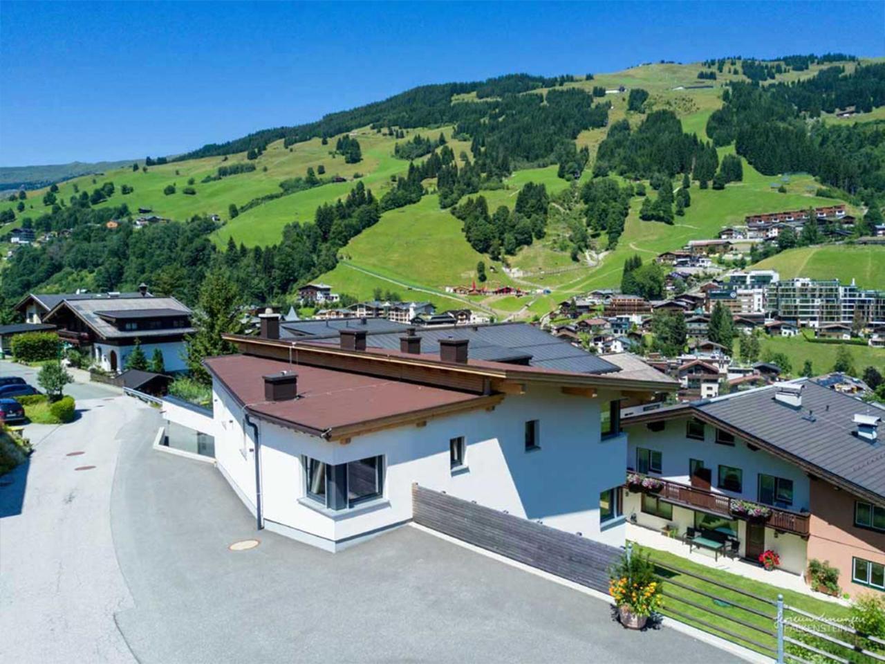 Ferienwohnungen Falkenstein Hinterglemm Saalbach-Hinterglemm Room photo